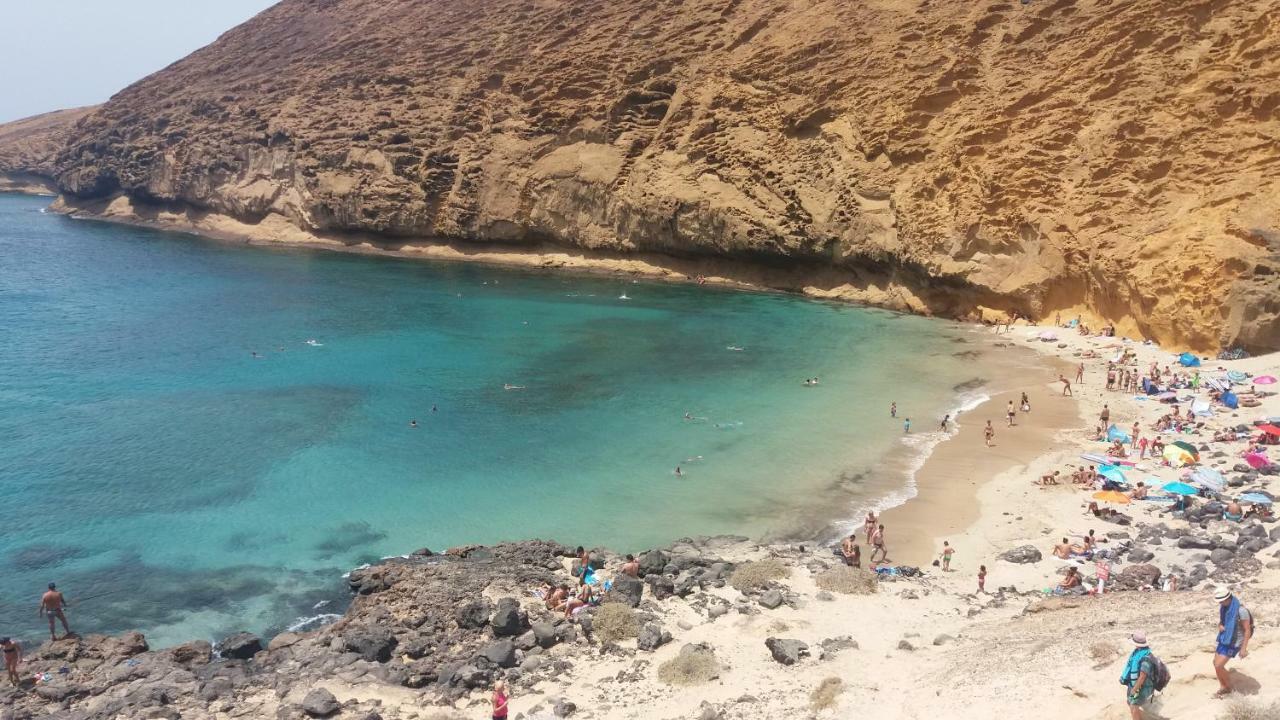 Buda تيناجون المظهر الخارجي الصورة