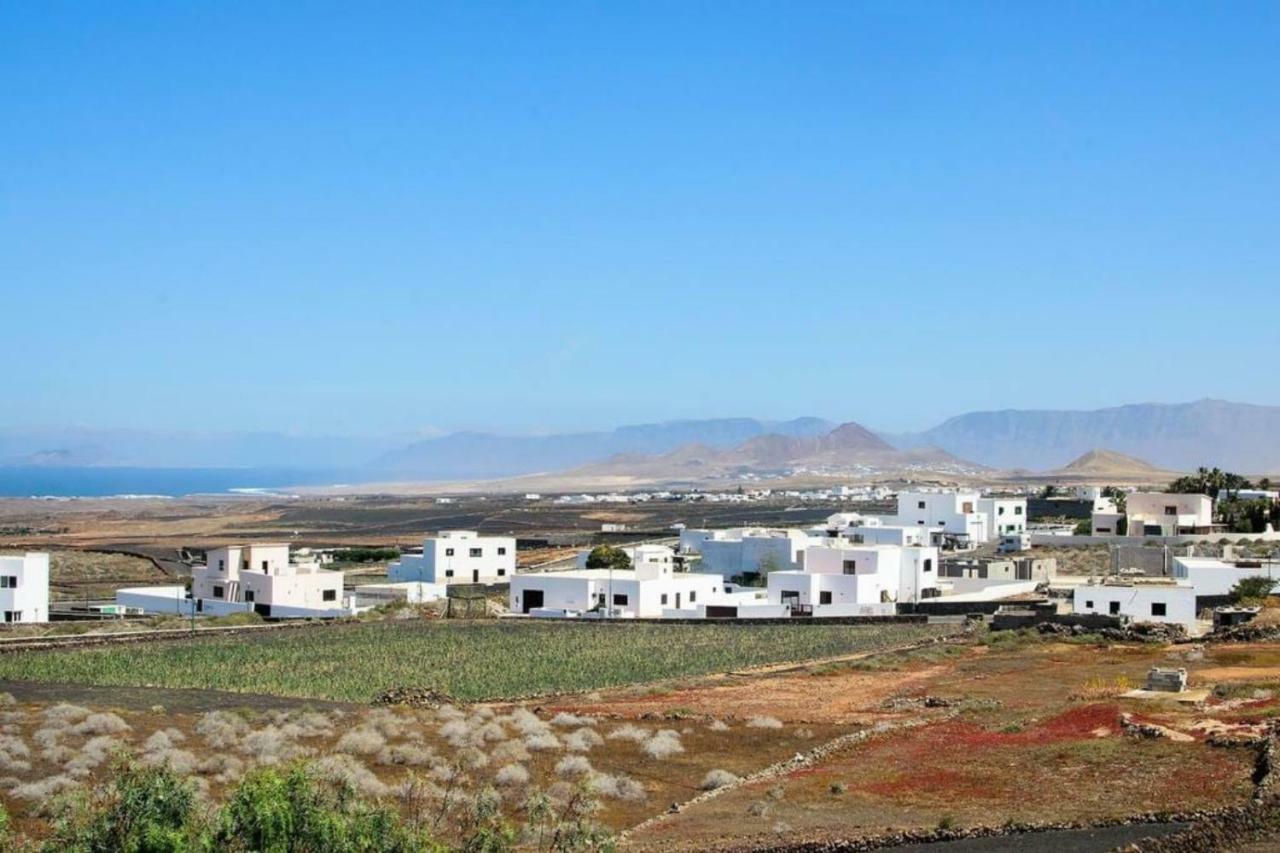 Buda تيناجون المظهر الخارجي الصورة